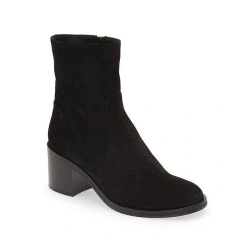 Aquatalia Women's Brigitte Luxe Water Resistant Bootie Black‎ Suede Size 9